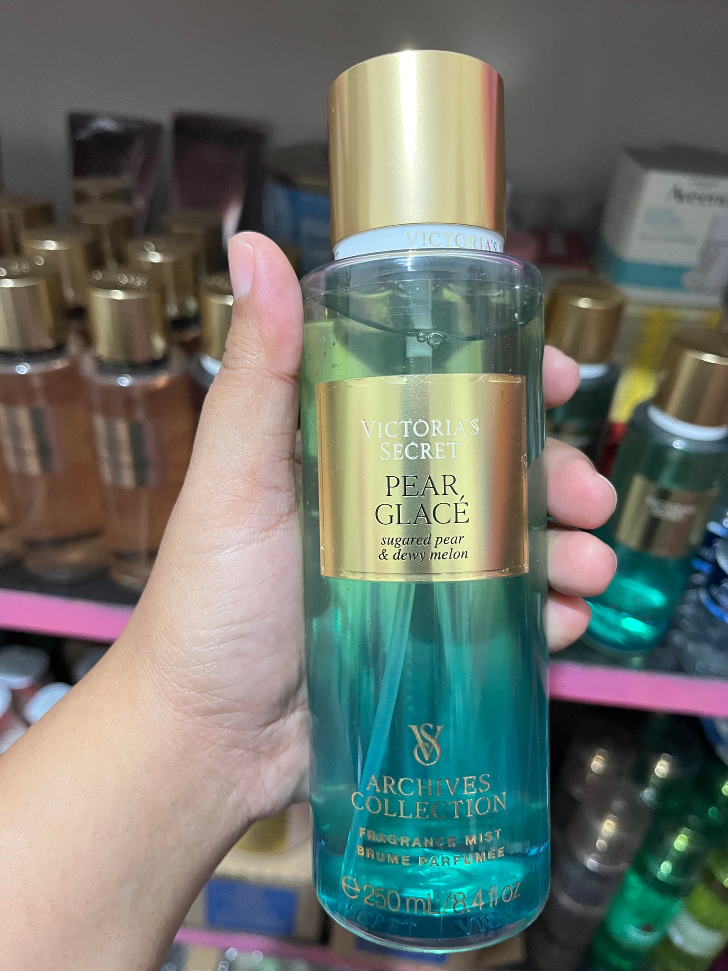 Victoria's Secret mists from US