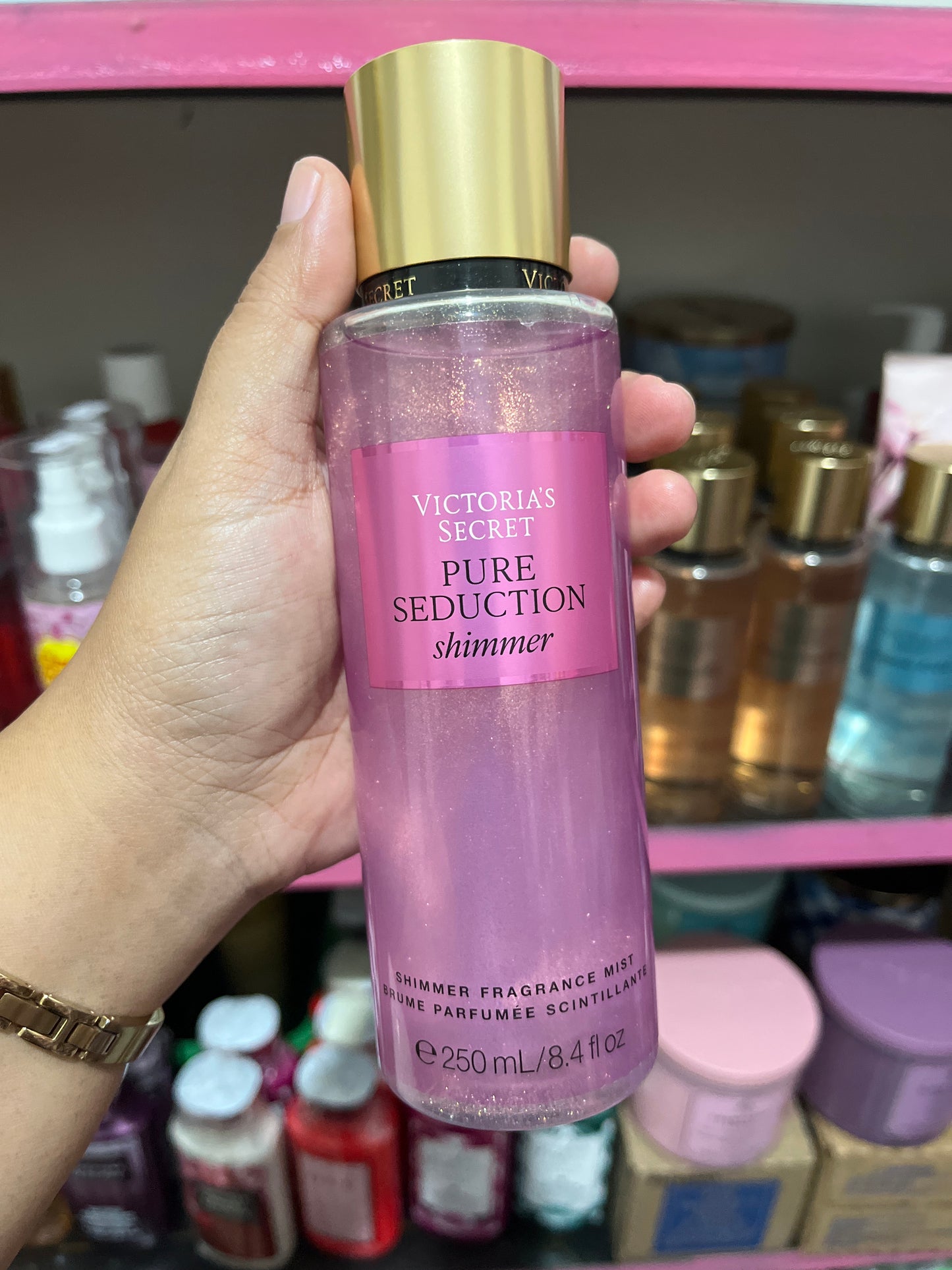 Victoria's Secret mists from US